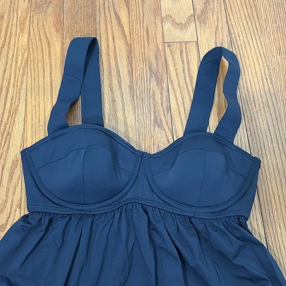 Michael Kors Solids Underwire Baby Doll Tankini Bikini Top Navy medium NWT‎ - Picture 5 of 7